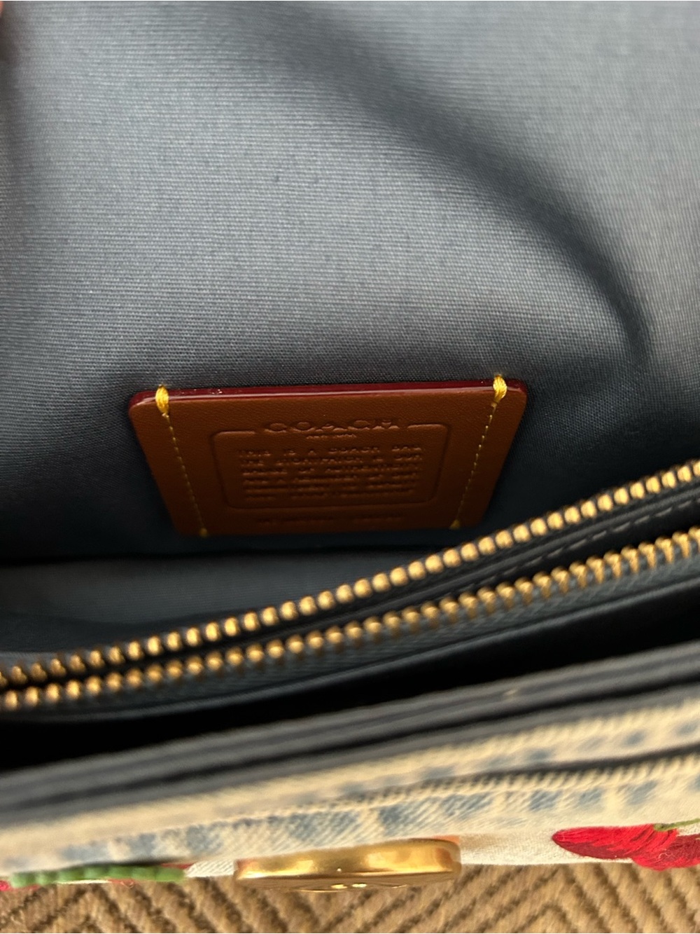 Coach Tabby Shoulder Bag 20 cherry embroidery - Picture 4 of 10